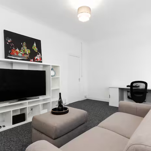 Business Accommodation in Cardiff | Luxury Serviced Apartment gallery image 2